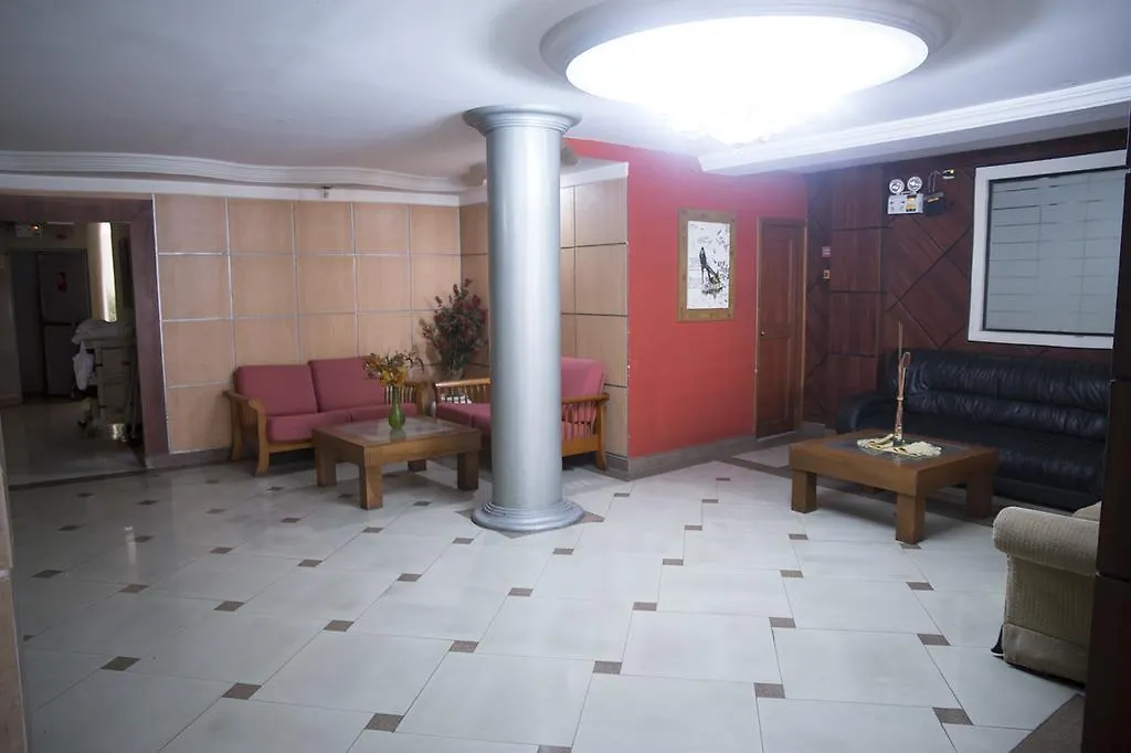 Tropical Inn Hotel Γκουαγιακίλ 2*,  Ισημερινός
