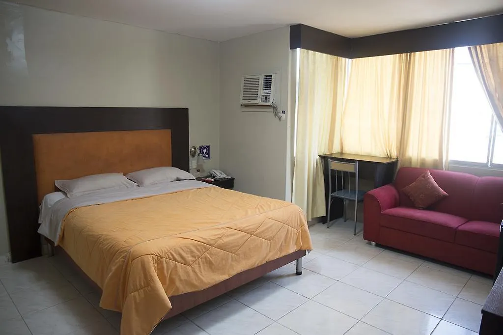 Tropical Inn Hotel Γκουαγιακίλ