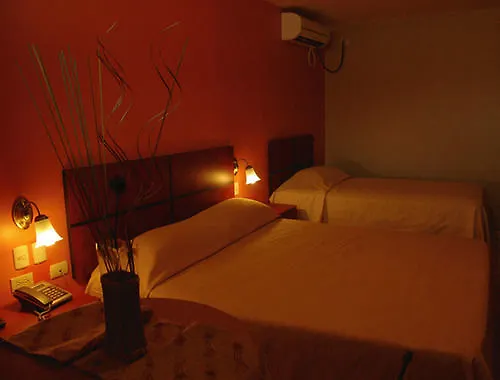 Tropical Inn Hotel Γκουαγιακίλ