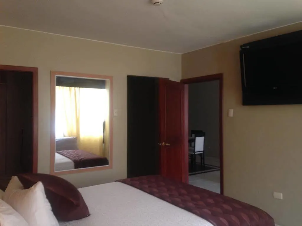 Tropical Inn Hotel Γκουαγιακίλ Ισημερινός
